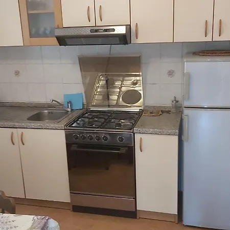 Apartments Tomas Углян