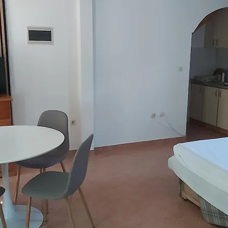 Apartman Apartments Tomas