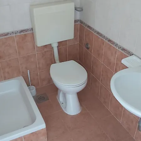Tomas Apartman Ugljan