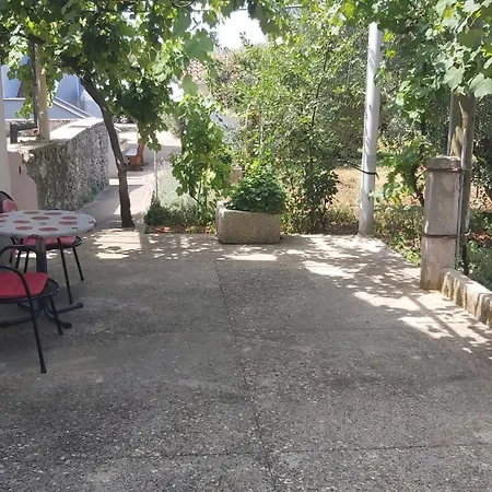 Tomas Apartman