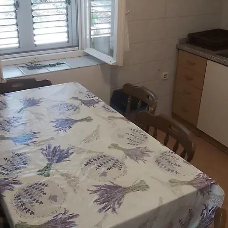 Tomas Apartman Ugljan